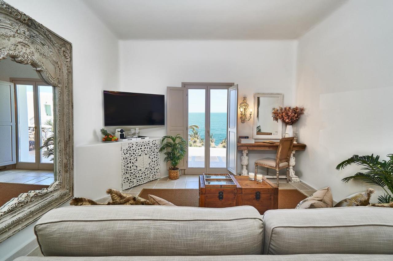 Aqua Mykonos Suites - Adults Only Tourlos Bagian luar foto