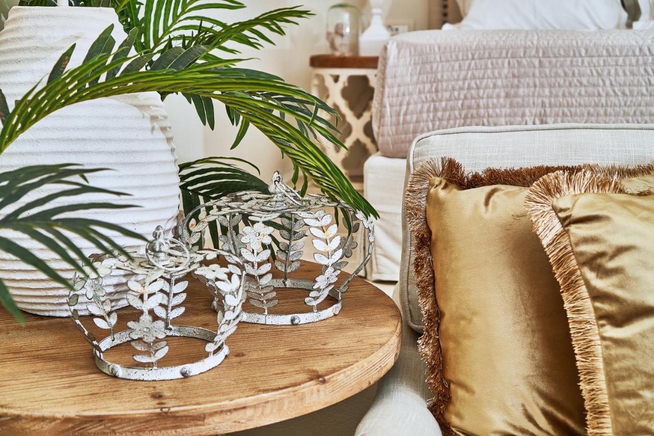 Aqua Mykonos Suites - Adults Only Tourlos Bagian luar foto