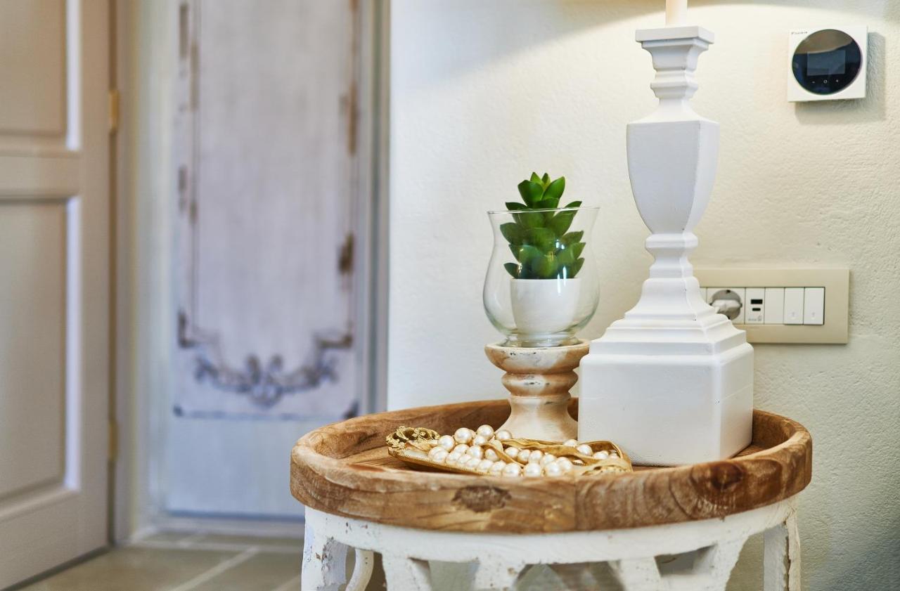 Aqua Mykonos Suites - Adults Only Tourlos Bagian luar foto